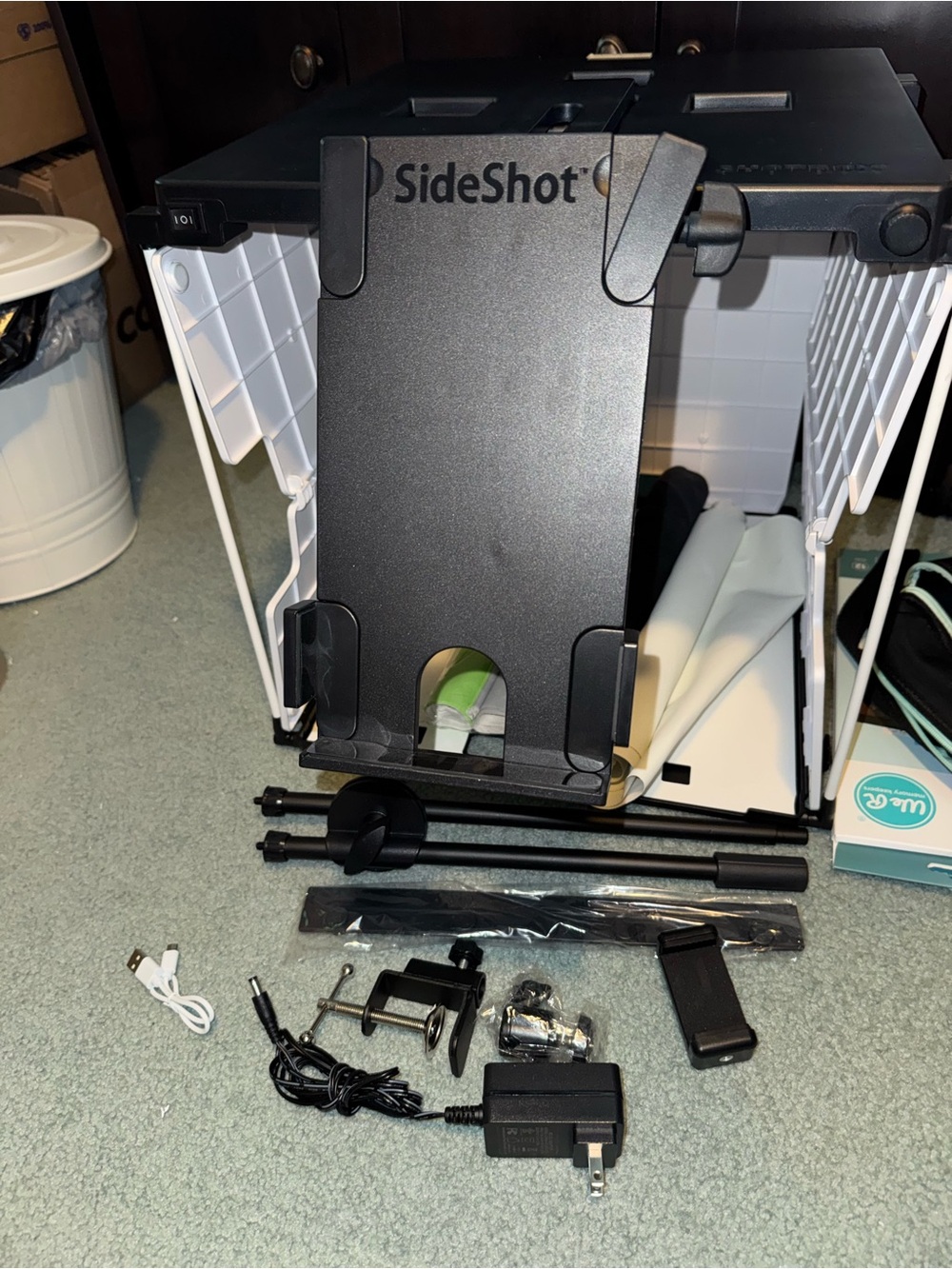 We R Memory Keepers ShotBox Photo Studio Kit with extra's - Picture 12 of 14